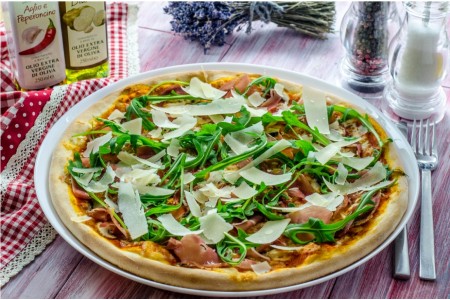 Pizza napoletana con rucola